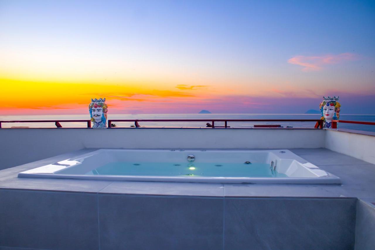 Duca D'Aosta Terrace, Skypool & Sauna Acquedolci Exterior foto
